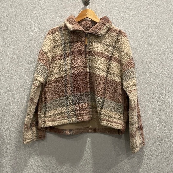 Thread & Supply Cream & Mauve Walking Poetry Wubby Sherpa Pullover Size Medium - Picture 2 of 8